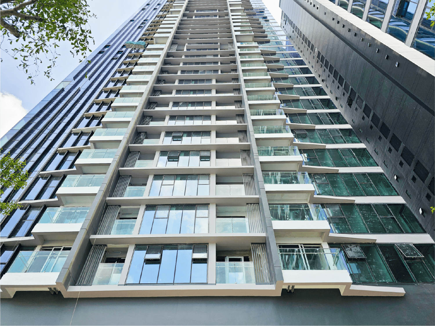 CÔNG TÁC NHÔM KÍNH